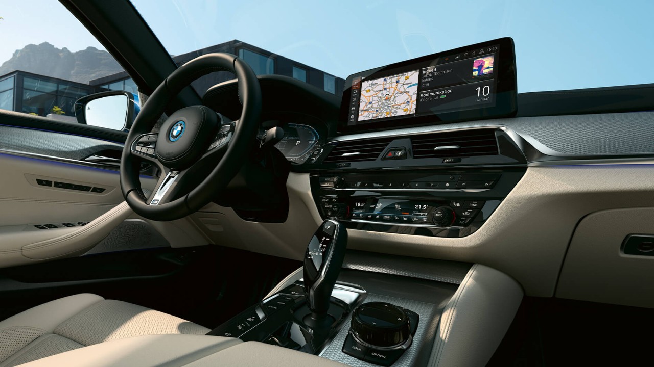 Bmw 520i 2024 Interior